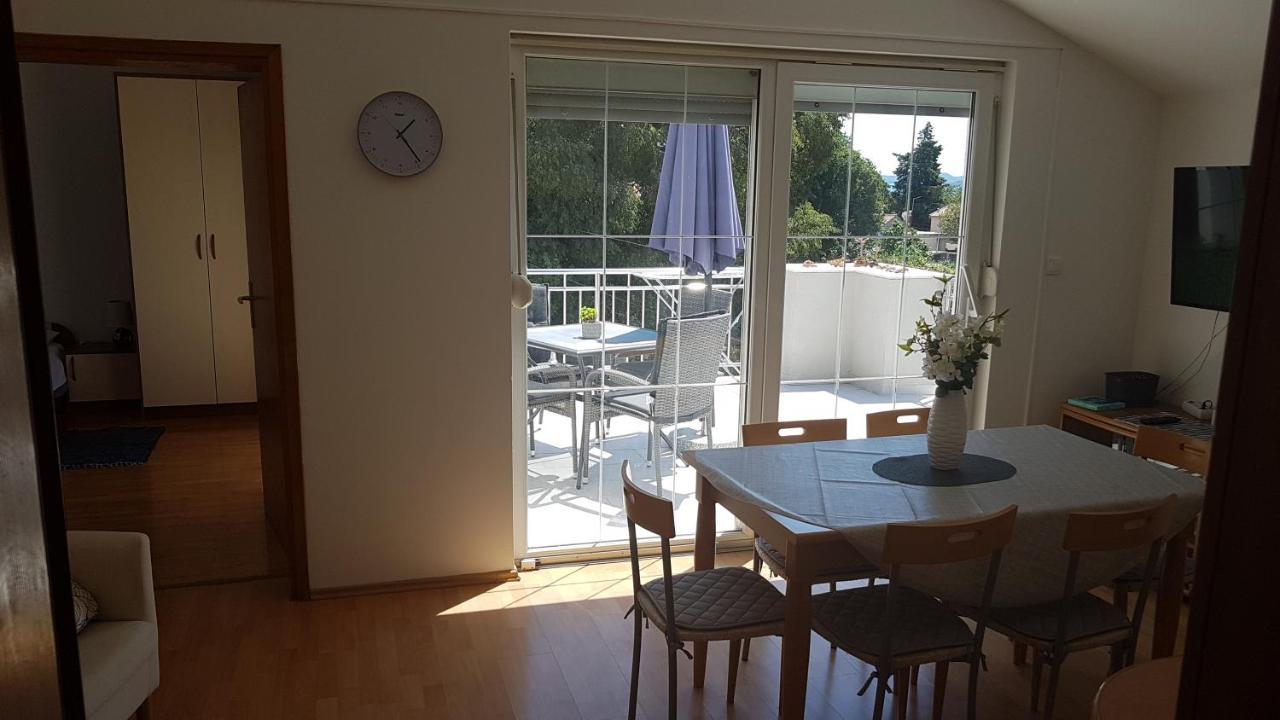 Apartments Luna Sveti Filip i Jakov Luaran gambar