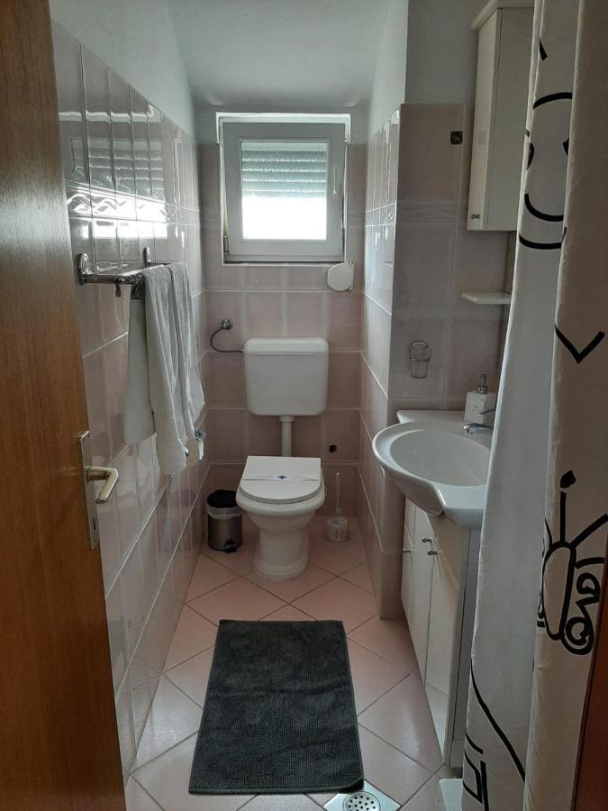 Apartments Luna Sveti Filip i Jakov Luaran gambar
