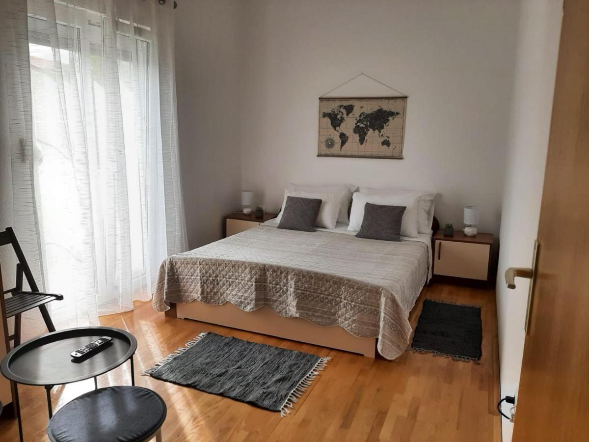 Apartments Luna Sveti Filip i Jakov Luaran gambar