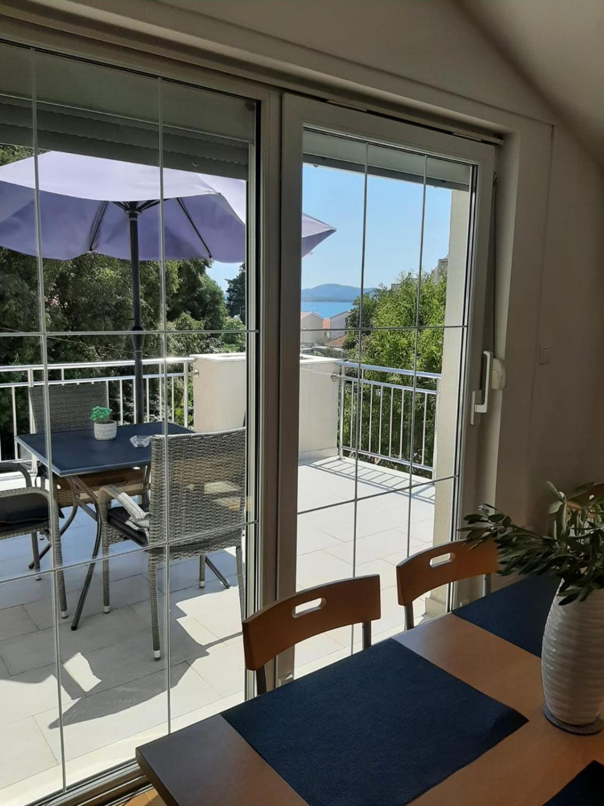 Apartments Luna Sveti Filip i Jakov Luaran gambar