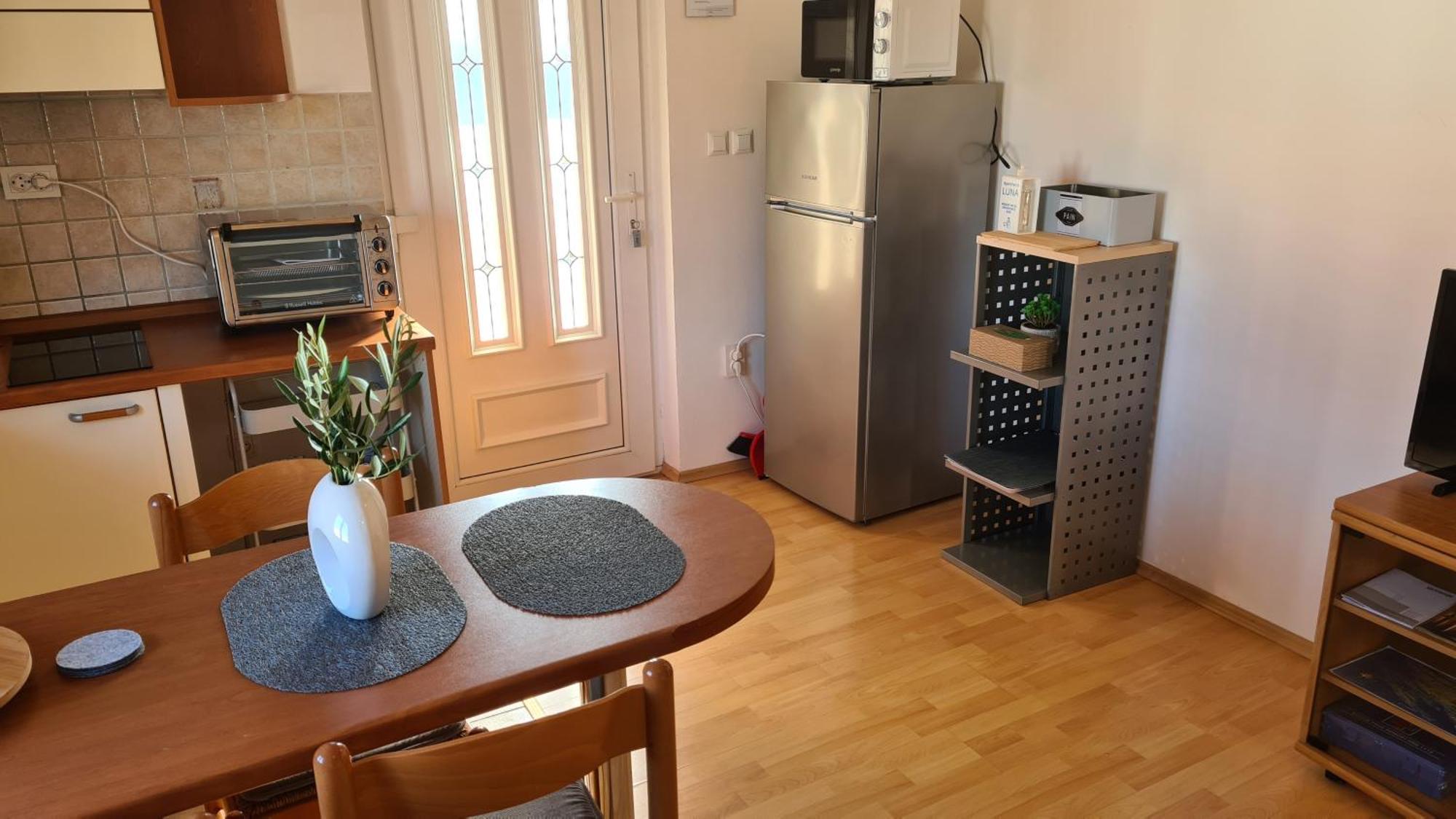 Apartments Luna Sveti Filip i Jakov Luaran gambar