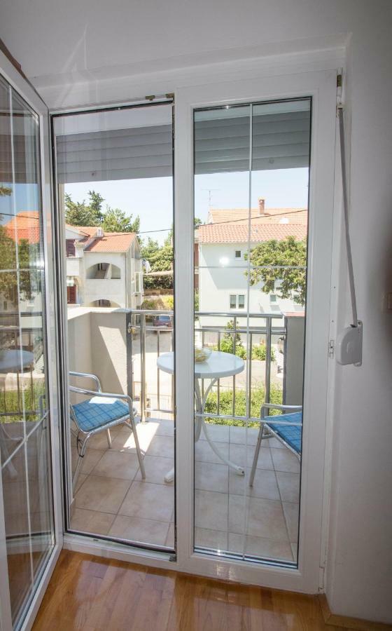Apartments Luna Sveti Filip i Jakov Luaran gambar